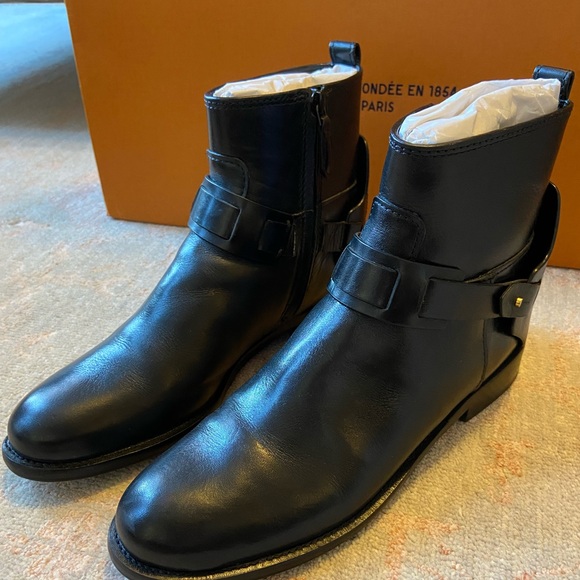 Tory Burch Black Leather Derby Flat Ankle Boots EUC - Picture 10 of 11